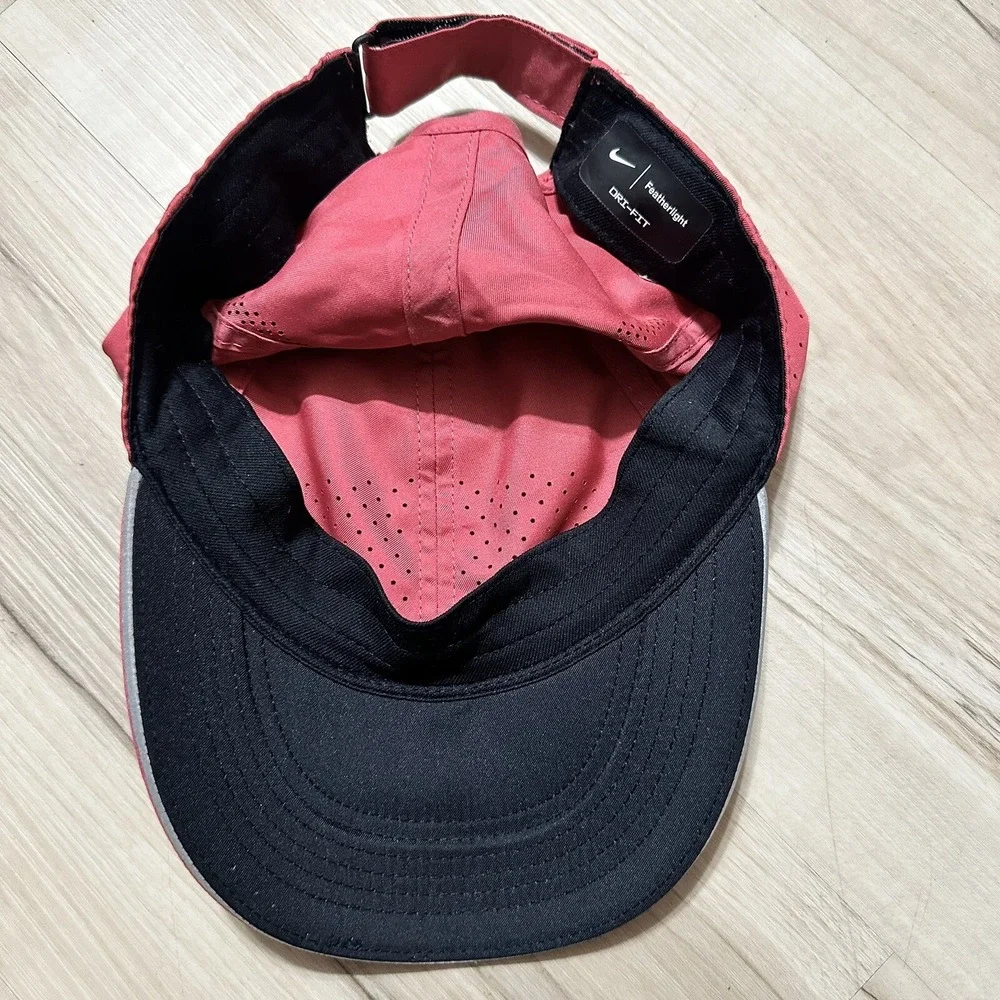 Nike Aerobill Featherlight Running Cap Women's Hat Perforated DRI-FIT 6 Panel‎